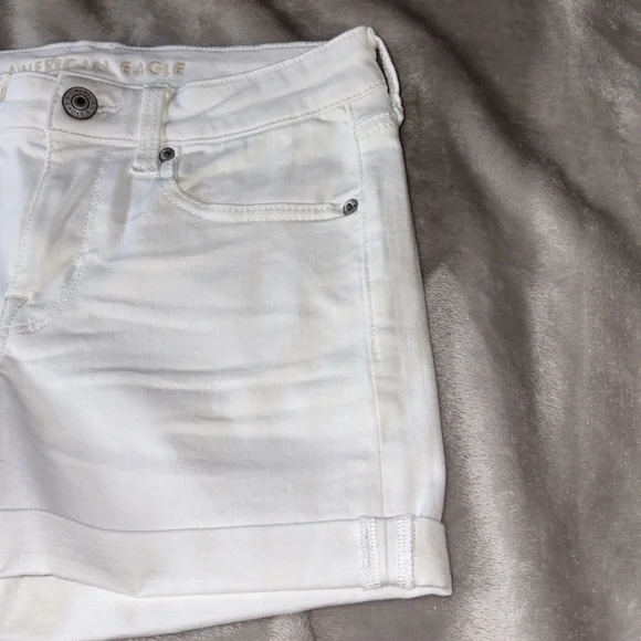 American Eagle Shorts - Picture 3 of 6